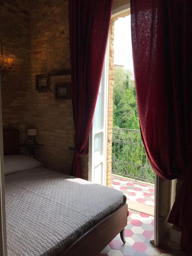 B&B Sotto La Torre Lanciano Luaran gambar